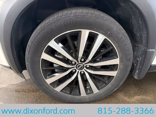 Used 2023 Nissan Pathfinder Platinum AWD/4WD image 12