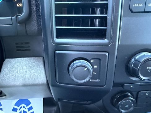 Used 2017 Ford F150 XL w/ Equipment Group 101A Mid AWD/4WD image 18