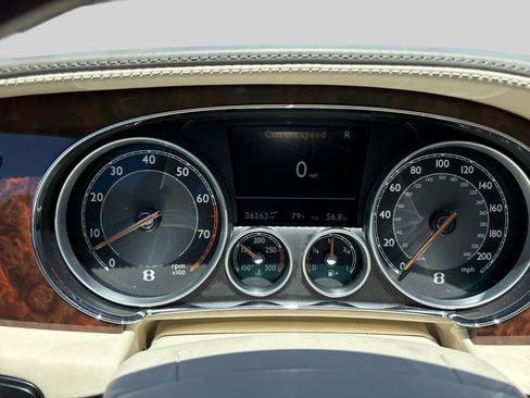 Used 2014 Bentley Flying Spur W12 image 20