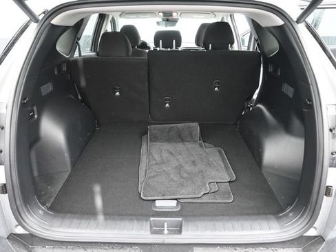 Used 2023 Hyundai Tucson SEL w/ Winter Package AWD/4WD image 6