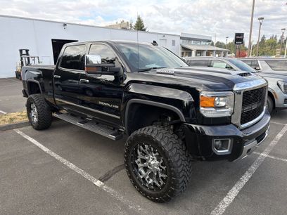 Used 2019 GMC Sierra 2500 Denali w/ Duramax Plus Package