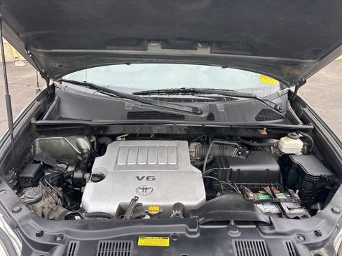 Used 2010 Toyota Highlander 2WD image 20