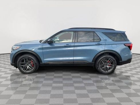 Certified 2025 Ford Explorer ST-Line w/ Premium Package AWD/4WD image 2