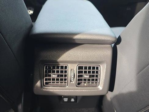 Certified 2025 Toyota Camry SE image 18