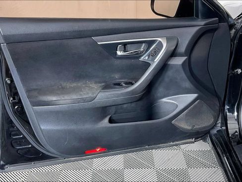 Used 2014 Nissan Altima 2.5 S FWD image 21