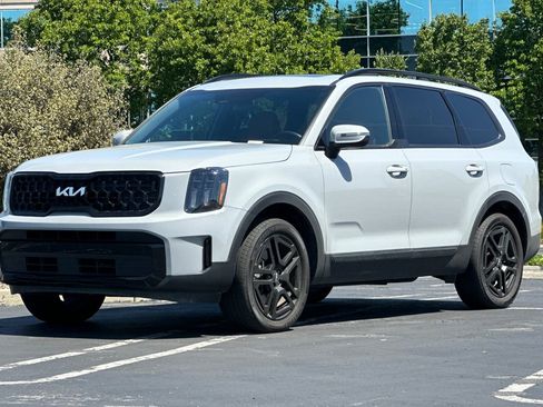Used 2024 Kia Telluride EX X-Line image 9