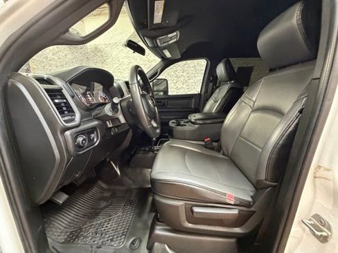 Used 2023 RAM 3500 Tradesman w/ Chrome Appearance Group AWD/4WD image 18
