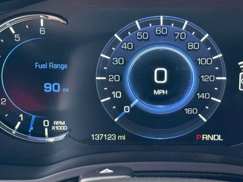 Used 2019 Cadillac Escalade Luxury AWD/4WD image 26