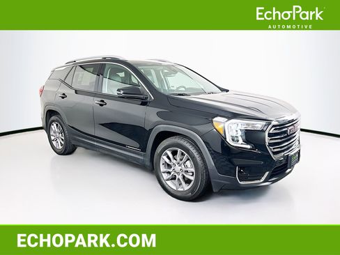 Used 2022 GMC Terrain SLT w/ Tech Package image 1