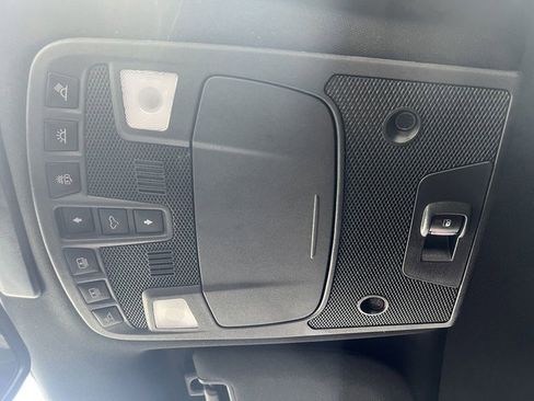 Used 2017 Ford F150 Lariat w/ Equipment Group 502A Luxury image 22