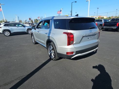 Used 2022 Hyundai Palisade SEL w/ Premium Package AWD/4WD image 5