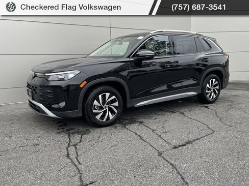 New 2025 Volkswagen Tiguan S image 10