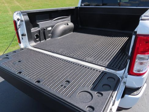 Used 2022 RAM 1500 Big Horn AWD/4WD image 13
