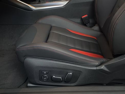 New 2026 BMW M2 w/ Lighting Package image 28