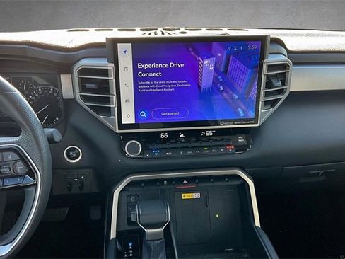 Used 2023 Toyota Tundra Limited image 3