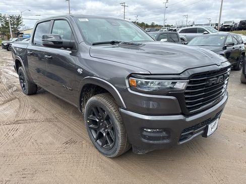 New 2026 RAM 1500 Laramie AWD/4WD image 7