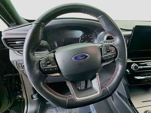 Used 2023 Ford Explorer ST-Line image 33