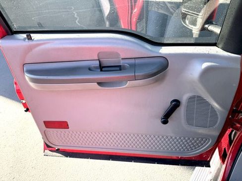 Used 2000 Ford F250 XL image 25