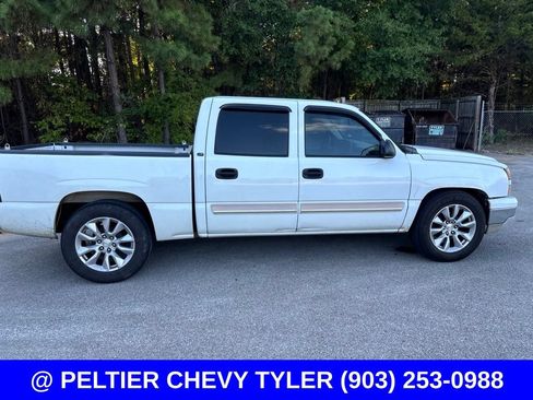Used 2006 Chevrolet Silverado 1500 LT w/ Light Duty Power Package RWD image 9