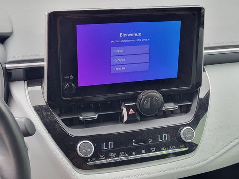 Used 2025 Toyota Corolla XSE FWD image 20