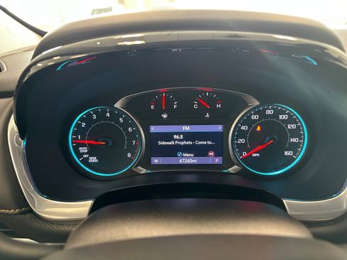 Used 2021 Chevrolet Traverse Premier image 23