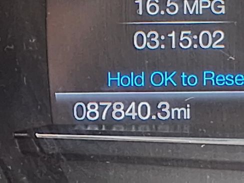 Used 2019 Ford Explorer Sport image 25