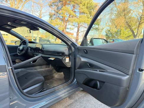 New 2026 Hyundai Elantra Sport image 14