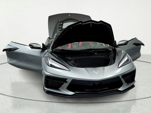 Used 2024 Chevrolet Corvette Stingray Premium Cpe w/ Z51 Performance Package RWD image 15