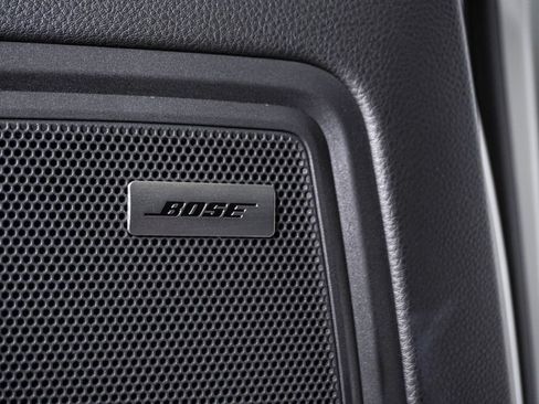 Certified 2026 Porsche Macan AWD/4WD image 27