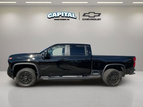 Used 2024 Chevrolet Silverado 2500 LT w/ Midnight Edition image 2