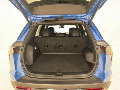 Certified 2025 Chevrolet Equinox RS w/ Safety and Technology Package AWD/4WD image 17