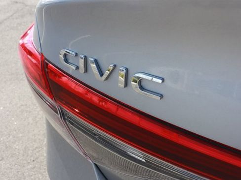 Used 2024 Honda Civic Sport image 7