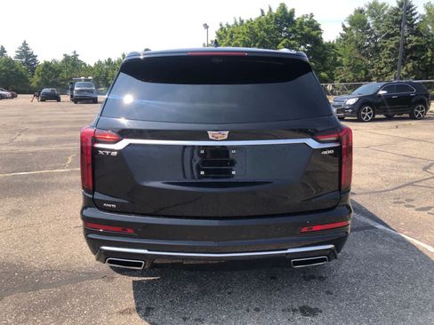 Certified 2024 Cadillac XT6 Premium Luxury w/ Technology Package AWD/4WD image 4