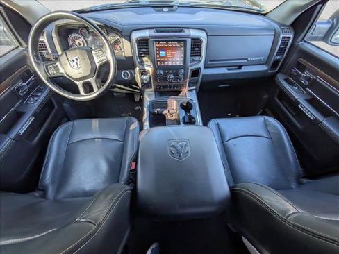 Used 2016 RAM 1500 Laramie w/ Convenience Group image 10