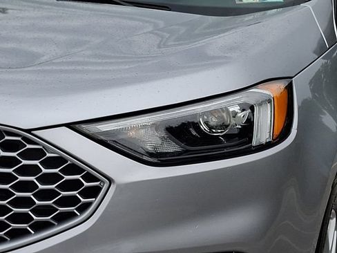 Used 2024 Ford Edge SEL AWD/4WD image 9
