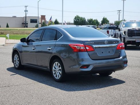 Used 2019 Nissan Sentra SV FWD image 8