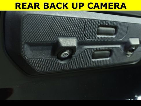 Used 2023 GMC Sierra 1500 SLT w/ SLT Convenience Package image 15