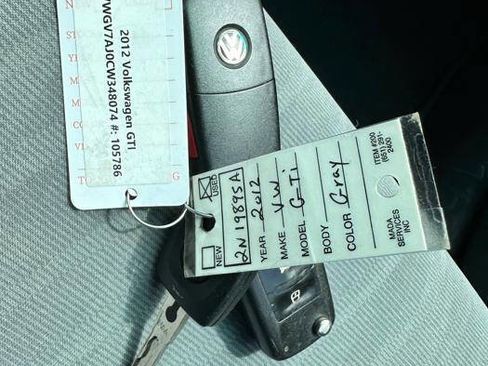 Used 2012 Volkswagen Golf 4-Door FWD image 46