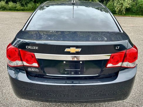 Used 2016 Chevrolet Cruze LT FWD image 5