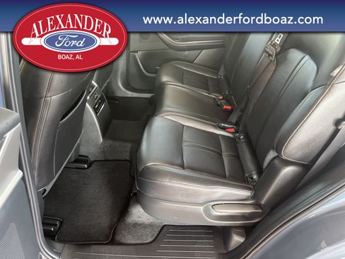 Used 2025 MAZDA CX-70 3.3 Turbo w/ Preferred Package AWD/4WD image 12