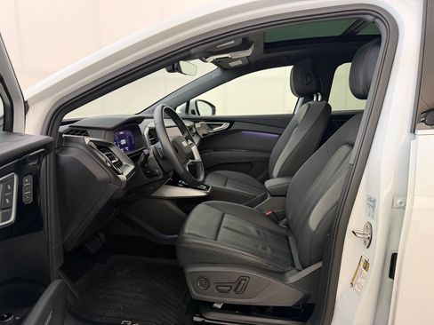 Certified 2023 Audi Q4 e-tron Premium Plus w/ Premium Plus RWD image 5