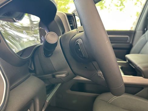 Used 2025 RAM 1500 Big Horn image 40