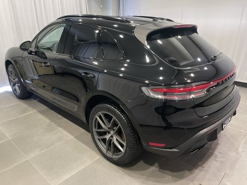 Used 2024 Porsche Macan image 5