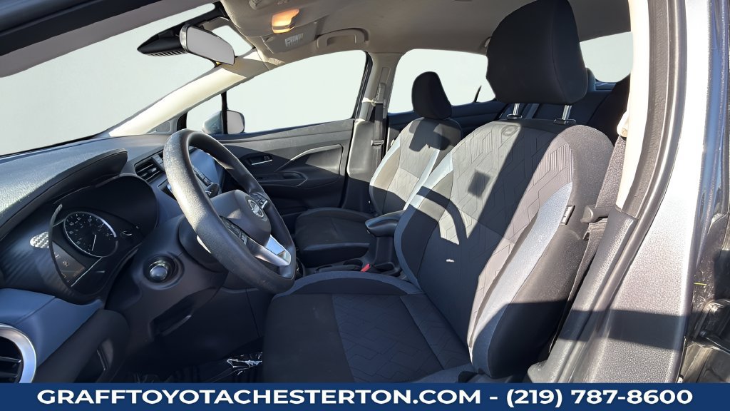 Used 2024 Nissan Versa SV FWD image 23
