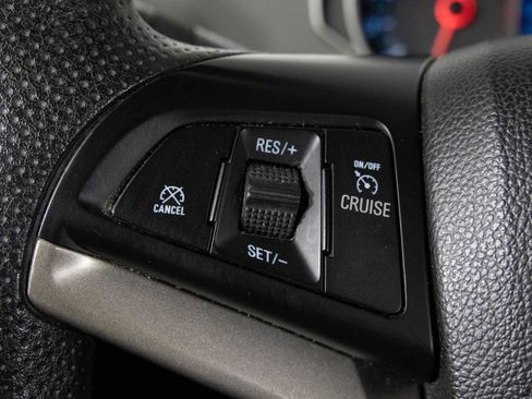 Used 2014 Chevrolet Sonic LT image 28