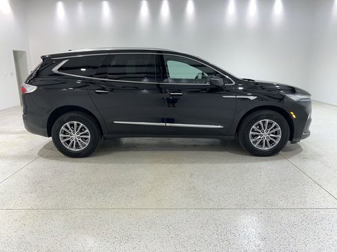 Used 2024 Buick Enclave Essence w/ LPO, Floor Liner Package FWD image 6