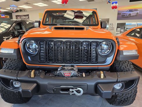 New 2025 Jeep Wrangler Unlimited Rubicon 392 image 5