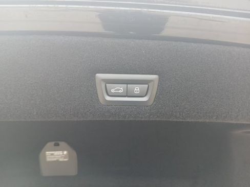 New 2025 BMW i7 xDrive60 AWD/4WD image 10