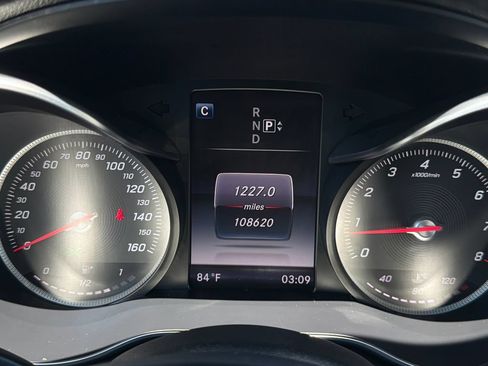 Used 2015 Mercedes-Benz C 300 4MATIC Sedan image 18