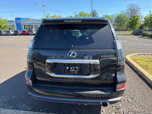 Used 2023 Lexus GX 460 Luxury w/ Sport Design Package AWD/4WD image 6